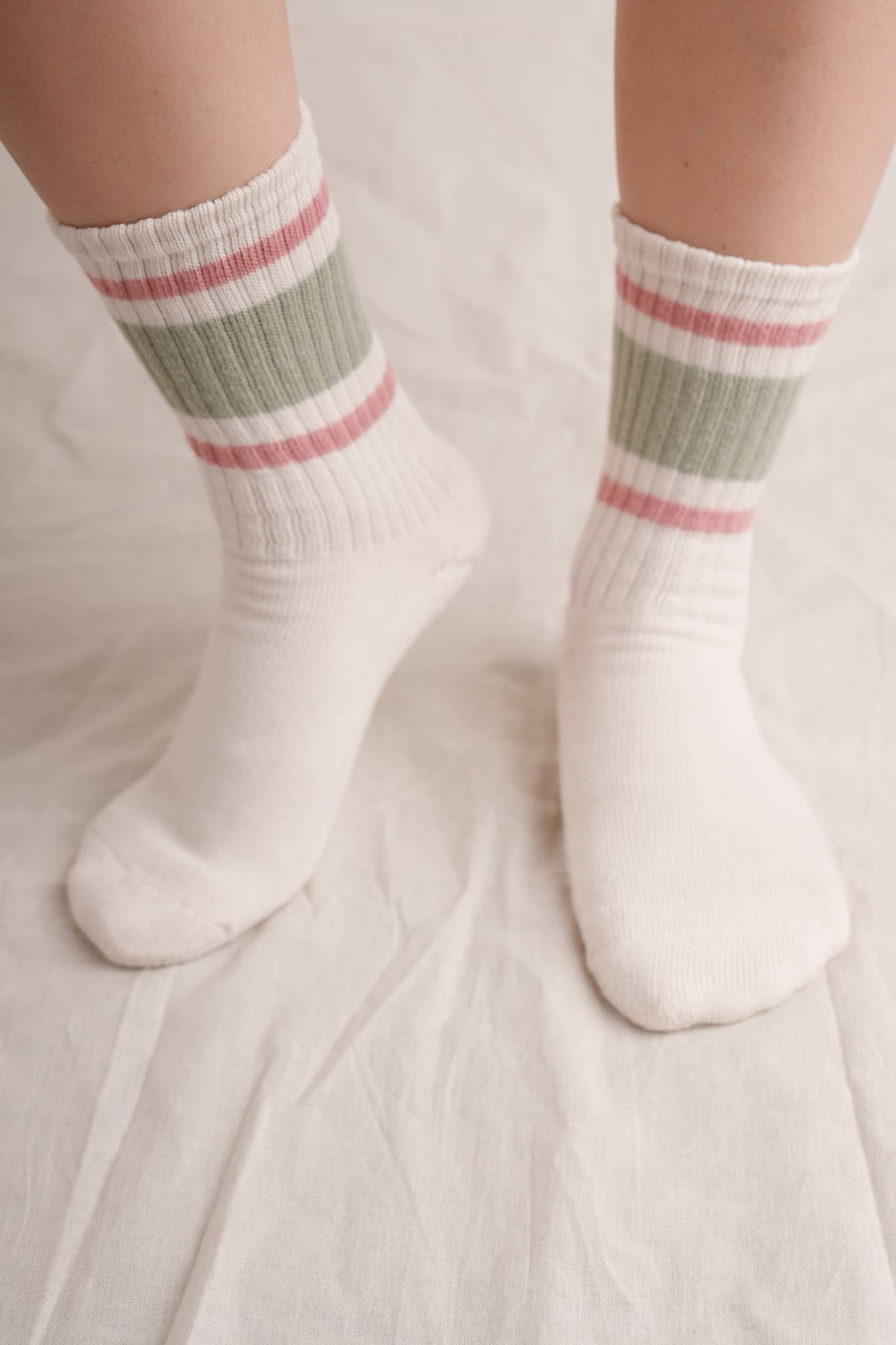 Color Block Crew Socks