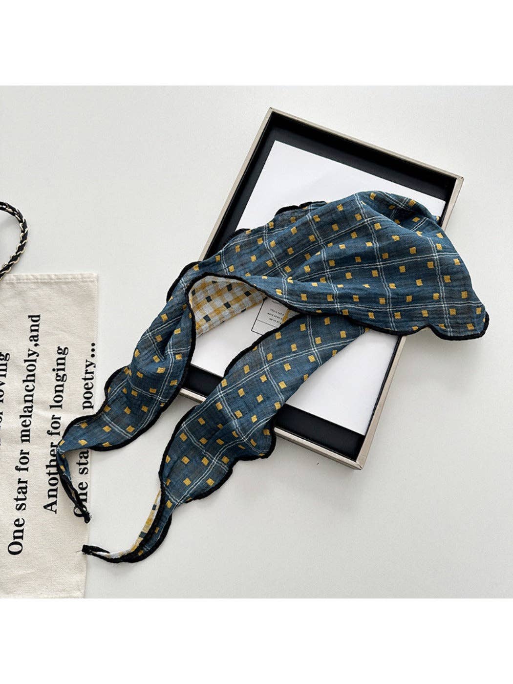 Diamond Pattern Scarf