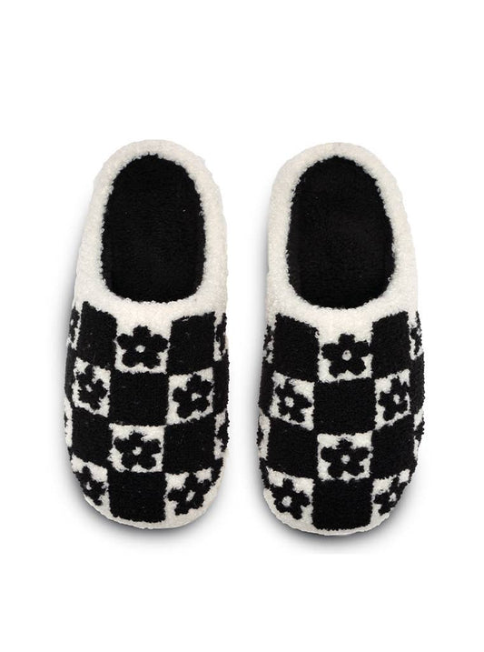 Black & White Check Slippers - S/M