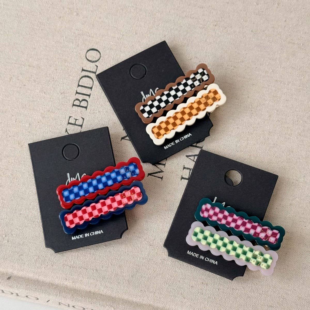 Checkerboard Clips