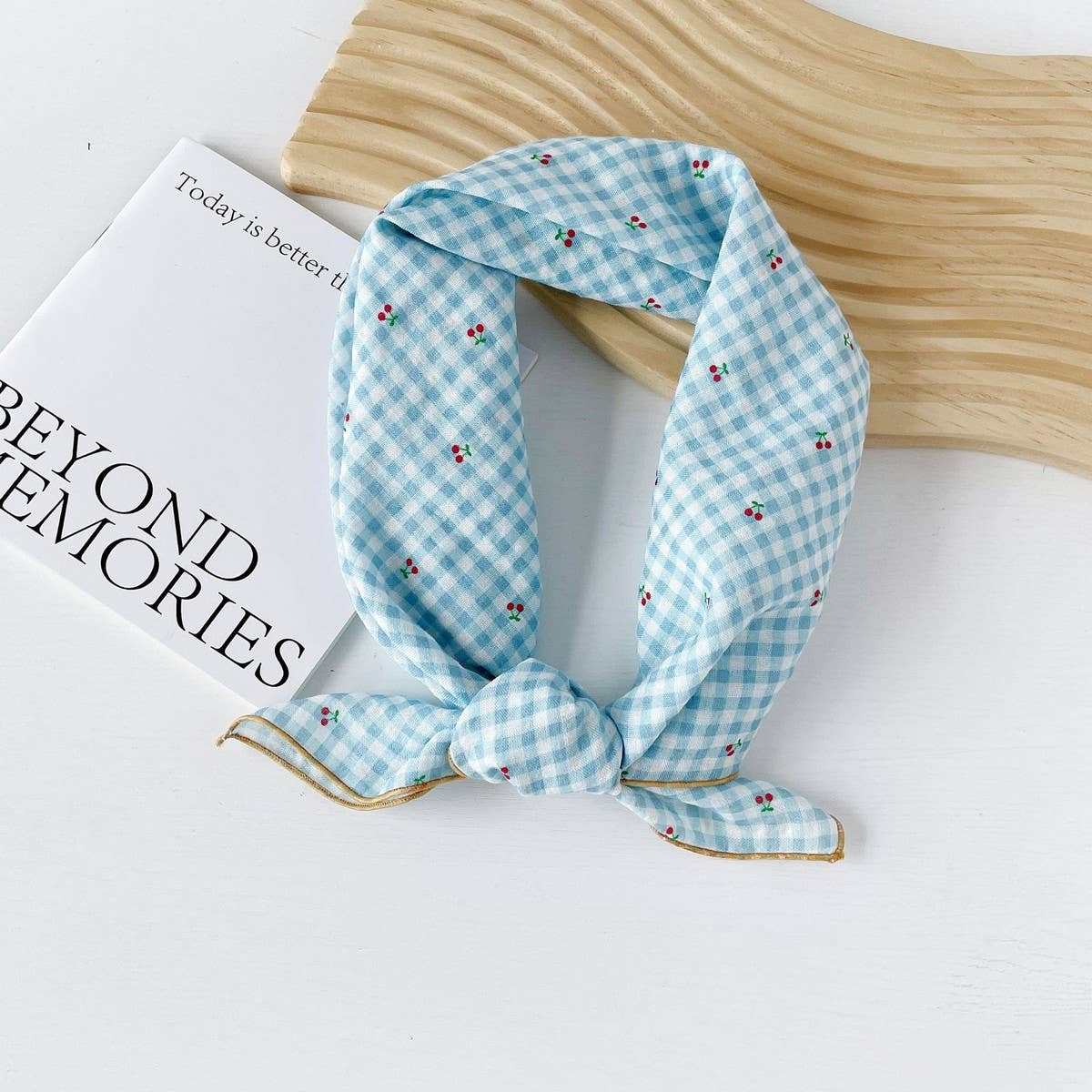 Versatile Printed Scarf