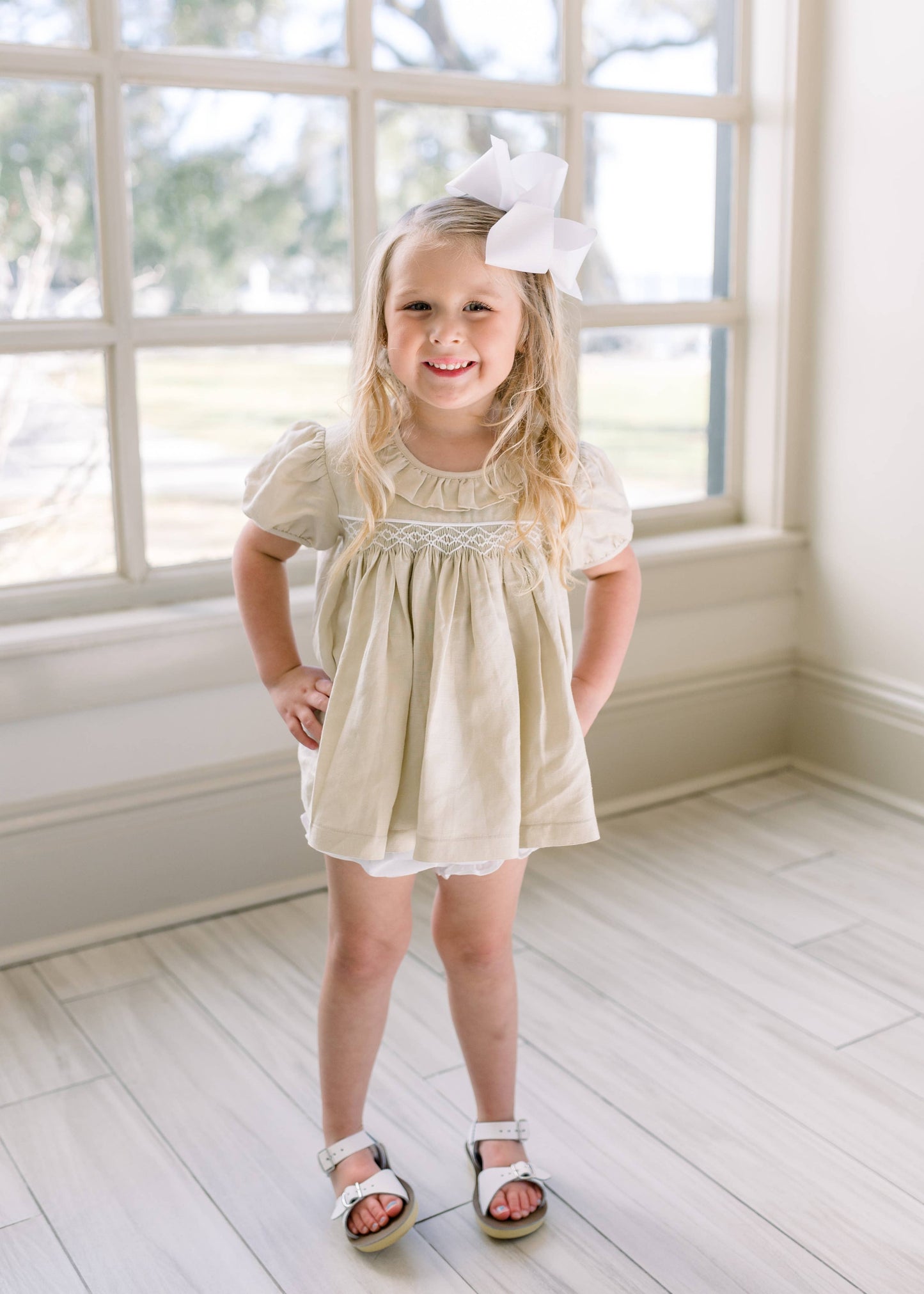 Linen Smocked Bloomer Set