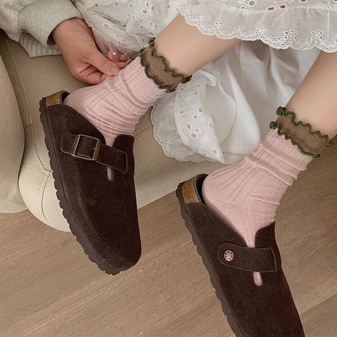 Ruffled Edge Socks