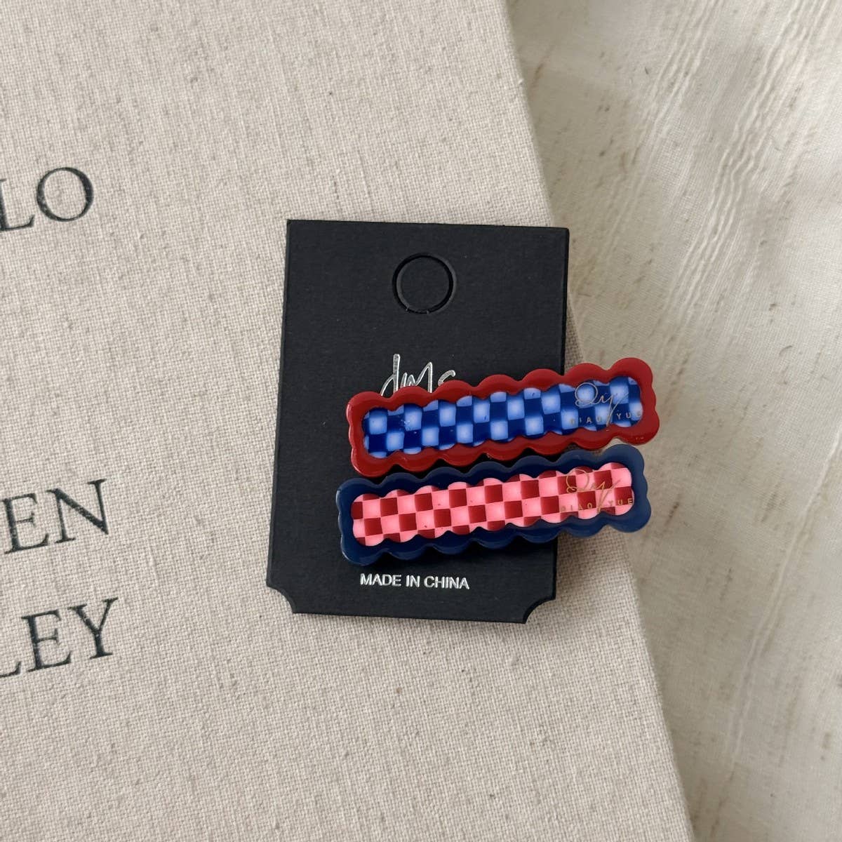 Checkerboard Clips