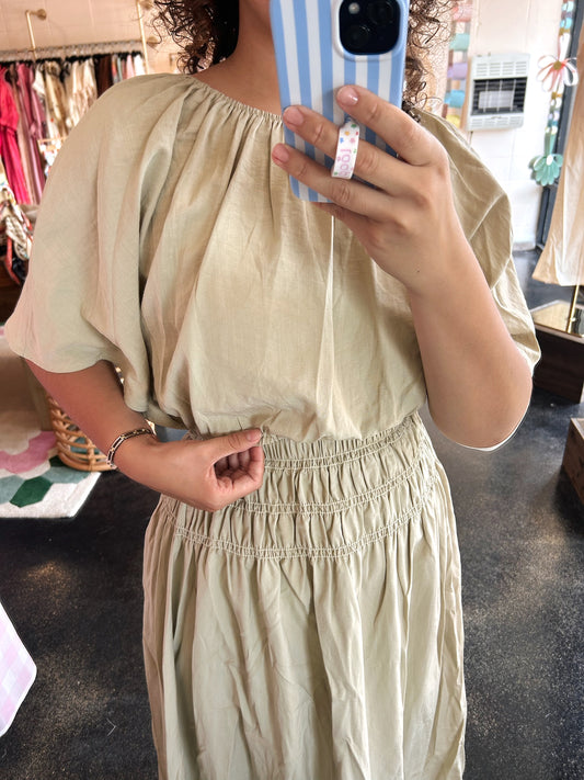 Crinkle Set Top
