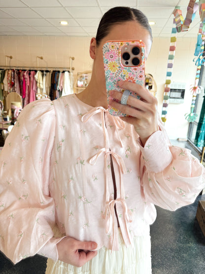 Ditsy Floral Scallop Blouse