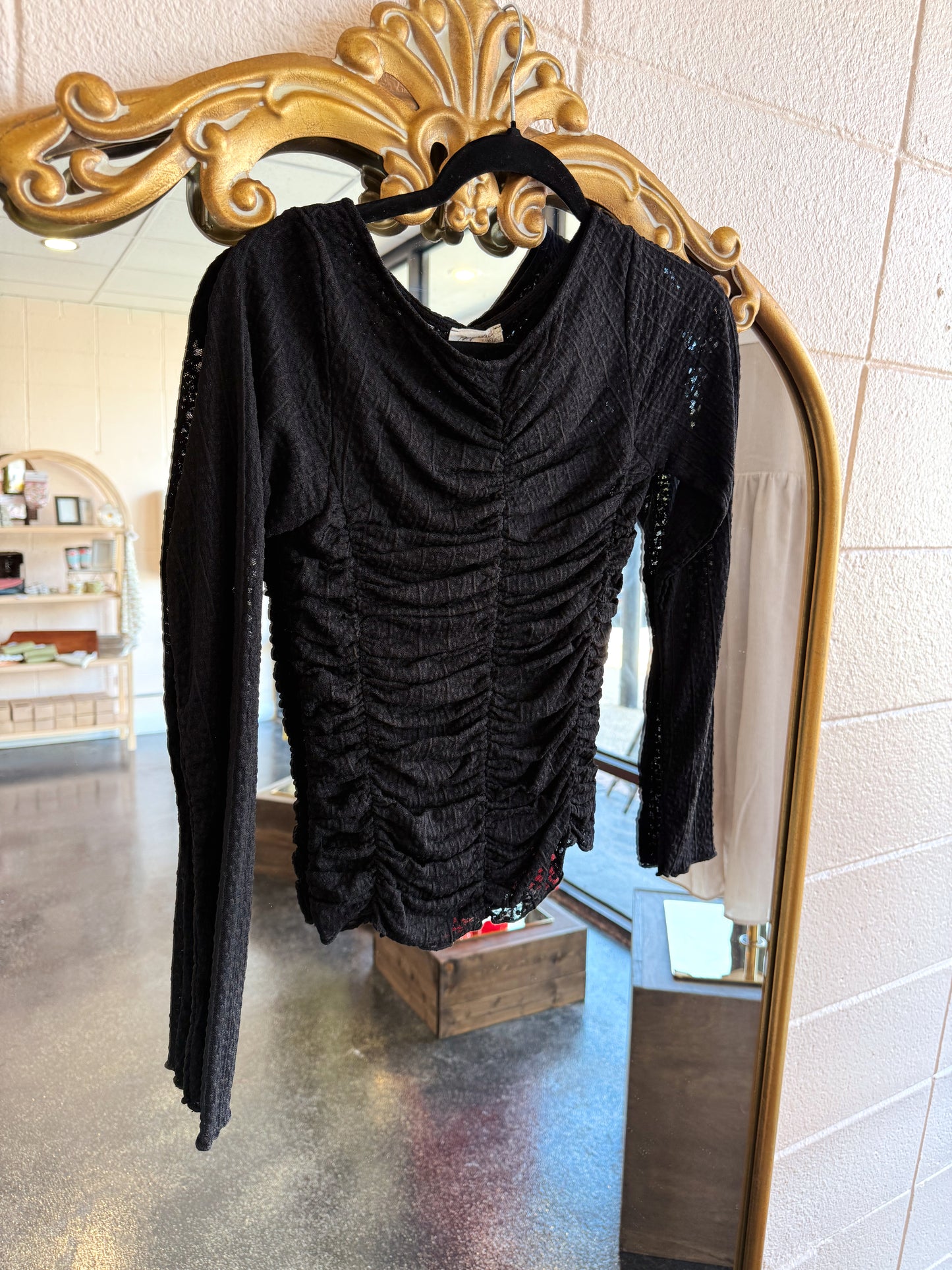 Wavy Mesh Undershirt