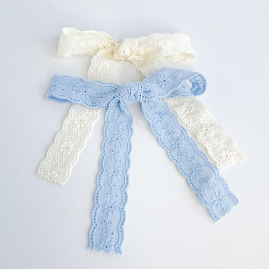 Eyelet Bow Clips