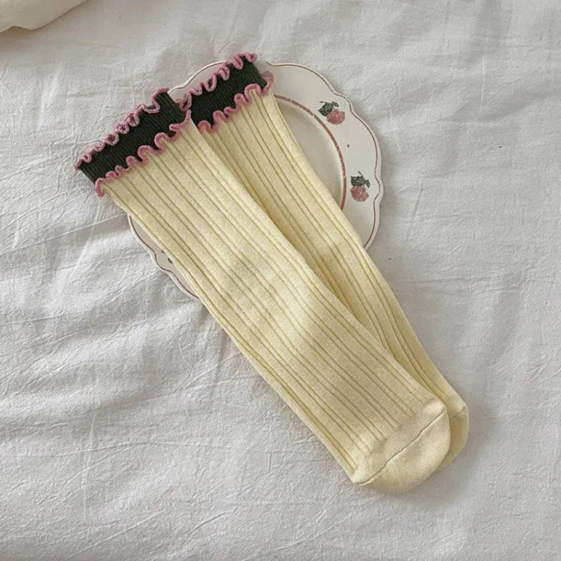 Ruffled Edge Socks