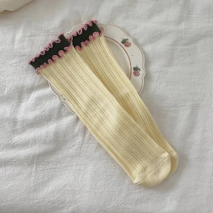 Ruffled Edge Socks